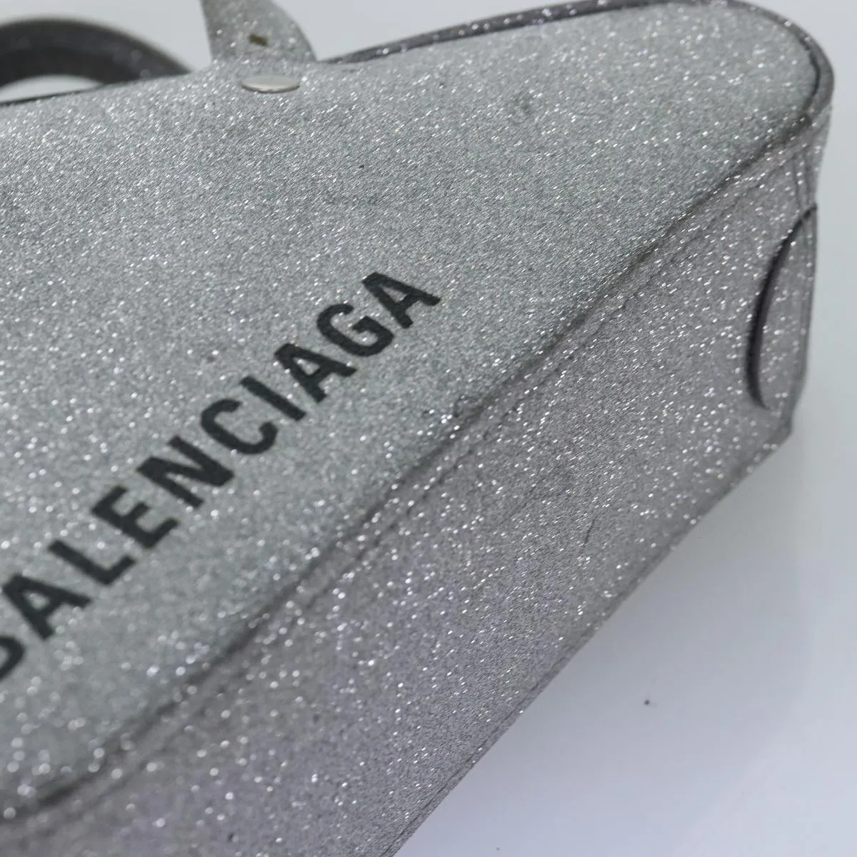 Balenciaga Triangle Duffle