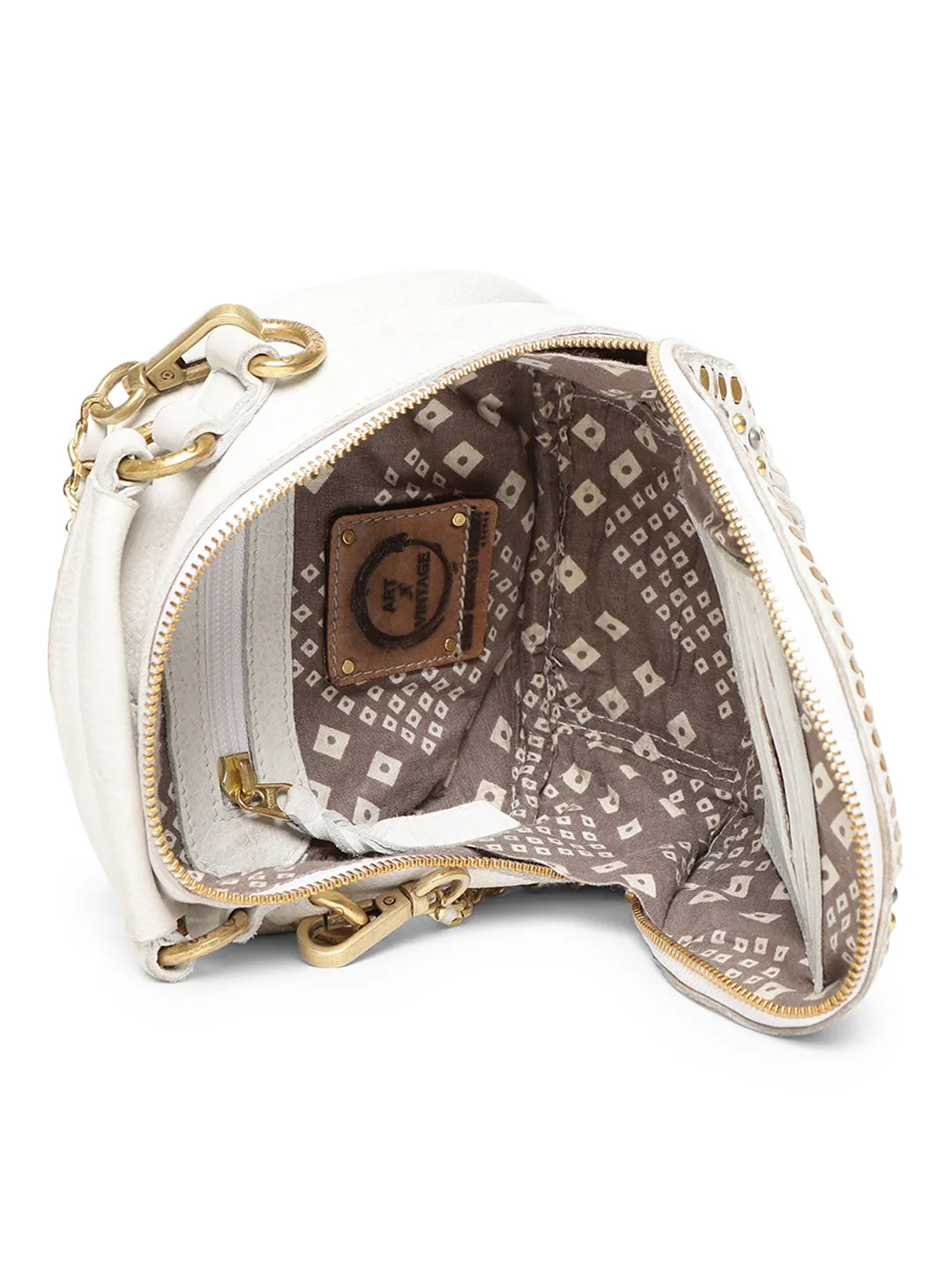 Chic Riveted Elegance: Opulent Lvory Leather Round Shape Crossbody with Chain Handle By Art N Vintage