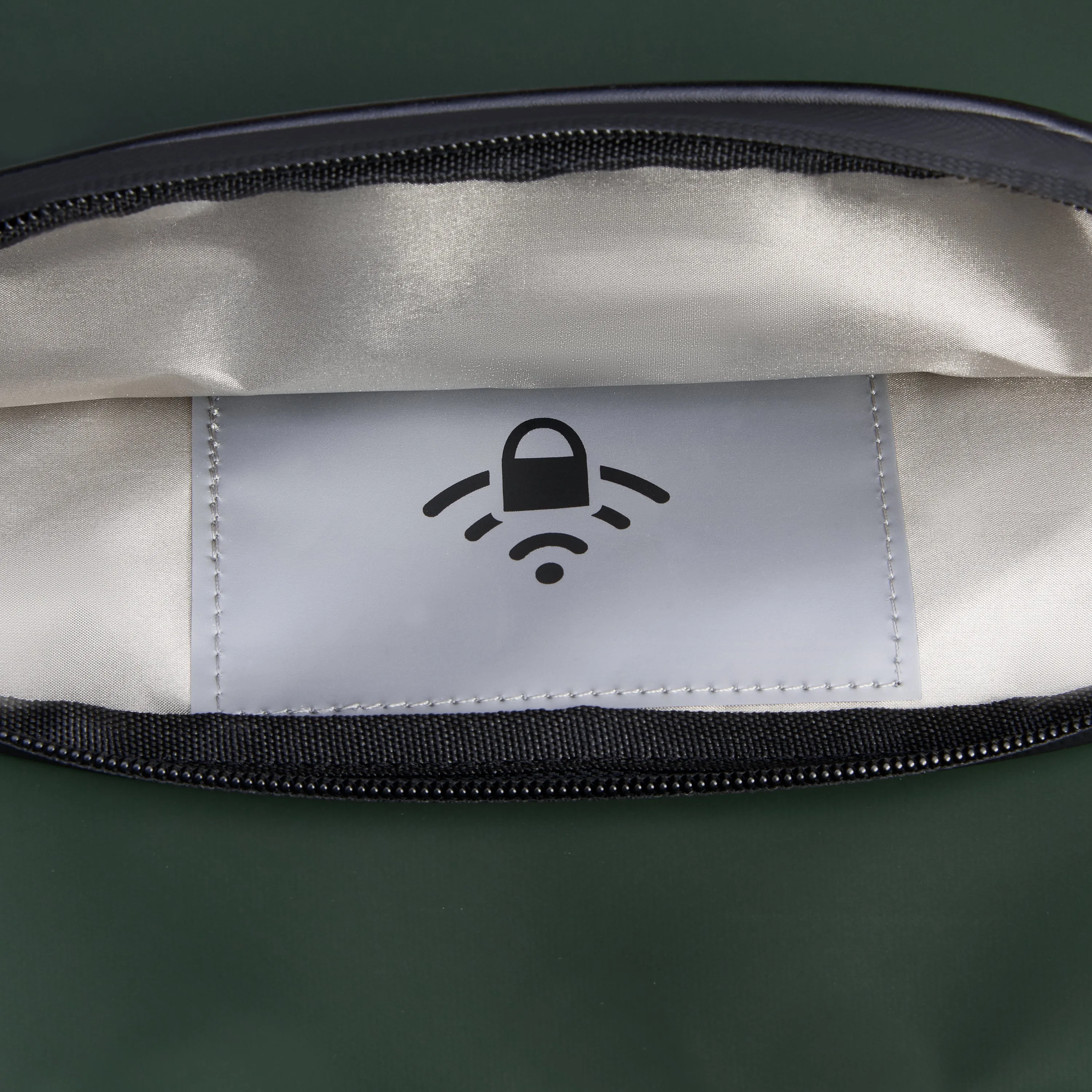 PEUGEOT VOYAGES - Duffle Bag (73cm)