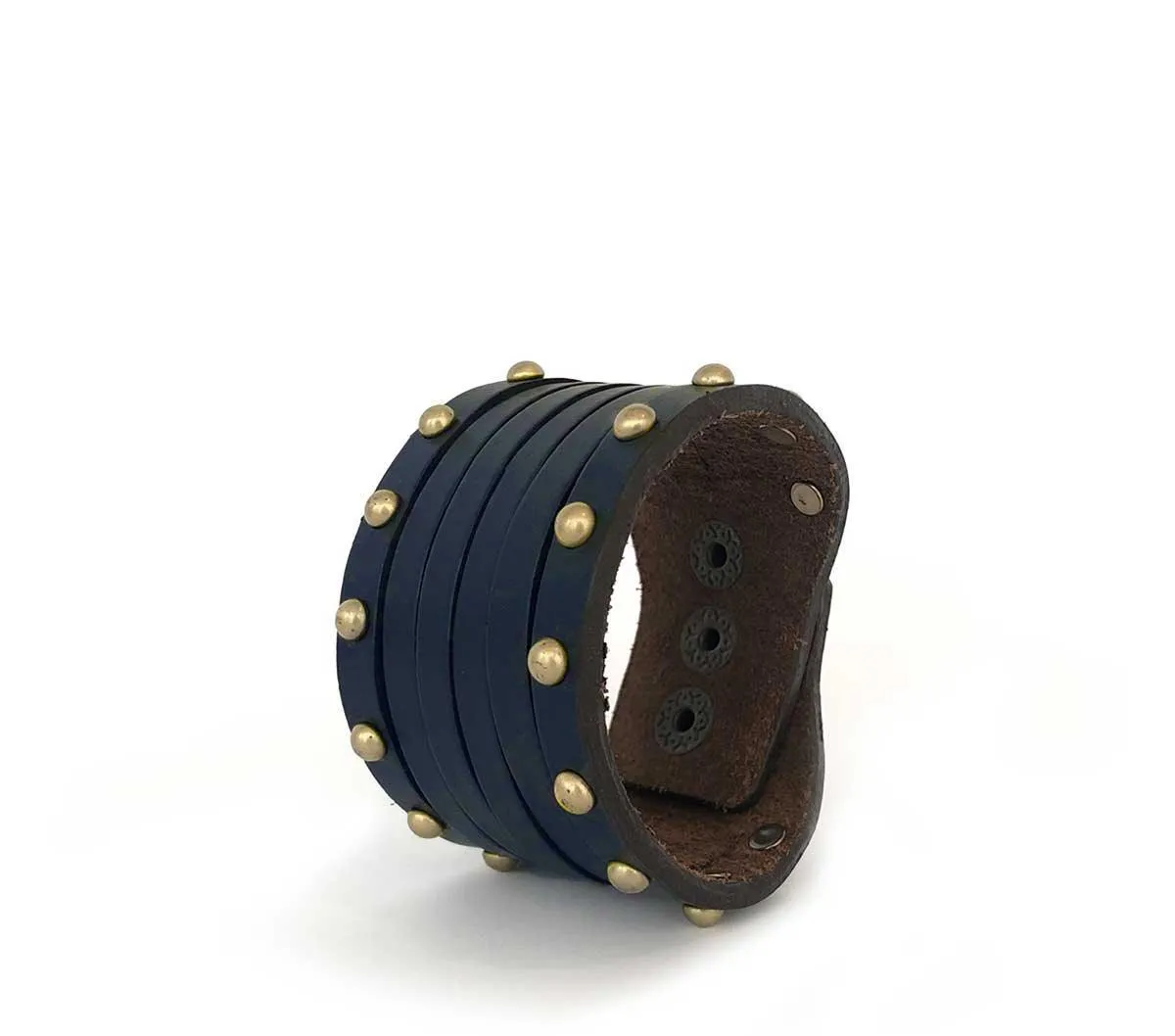 STUDDED WRISTBAND