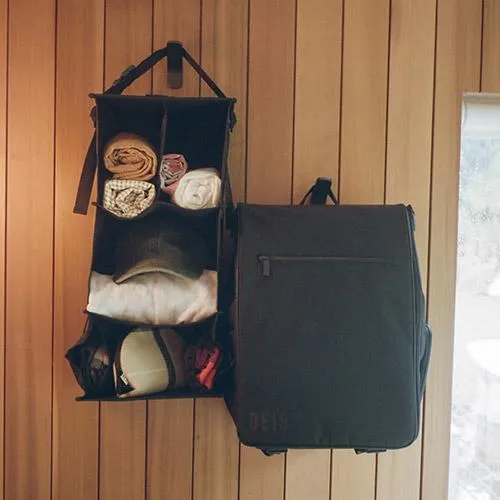 The Hanging Backpack in Black