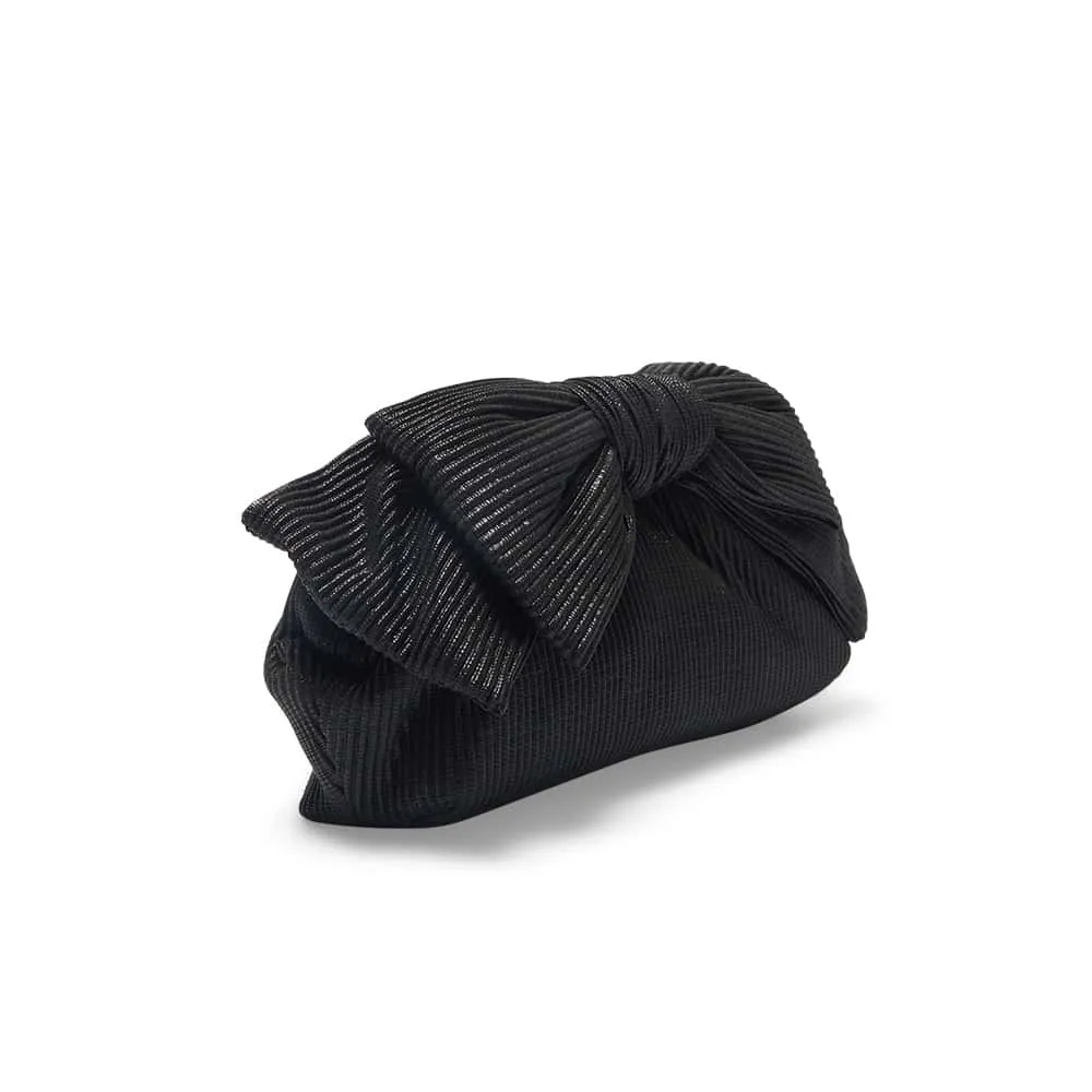 Veda Clutch in Black Pleat