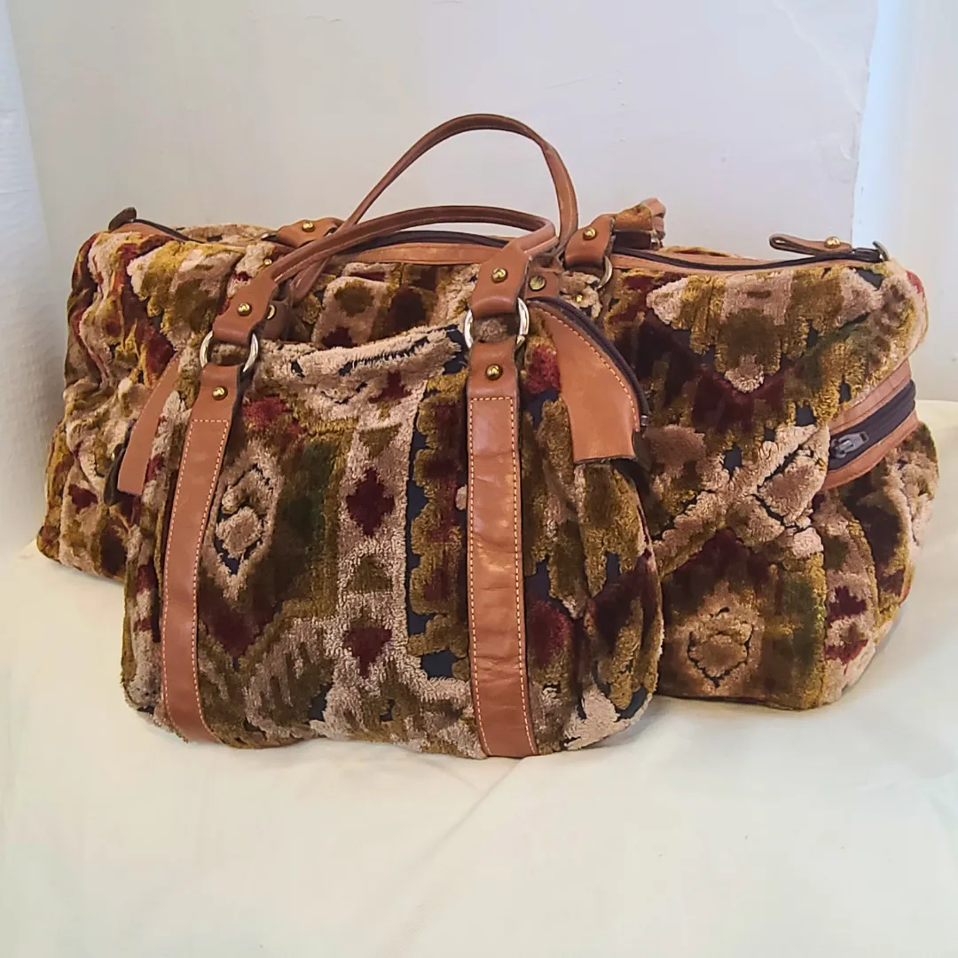 Vintage 1970s Carpet Bag Set - Overnight Bag and Top Handle