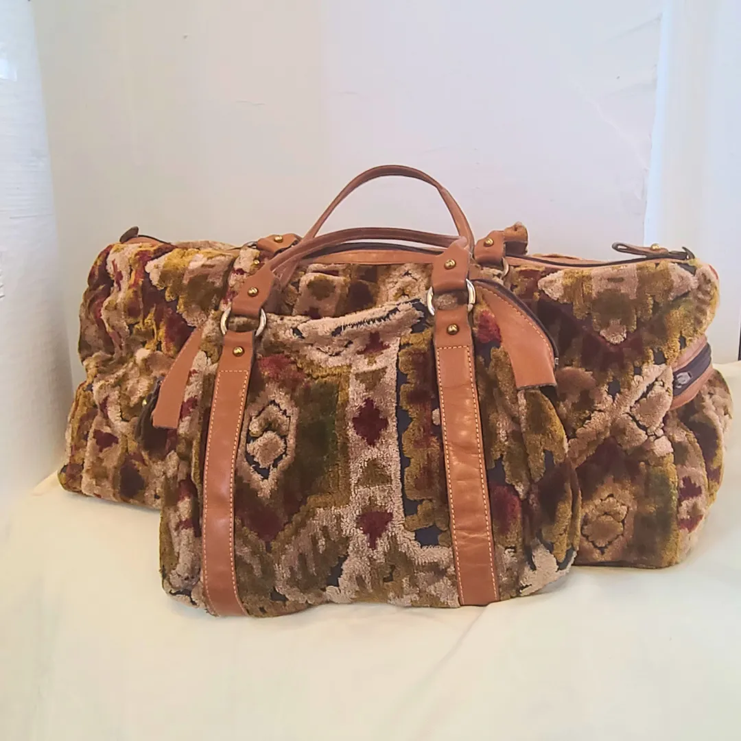 Vintage 1970s Carpet Bag Set - Overnight Bag and Top Handle