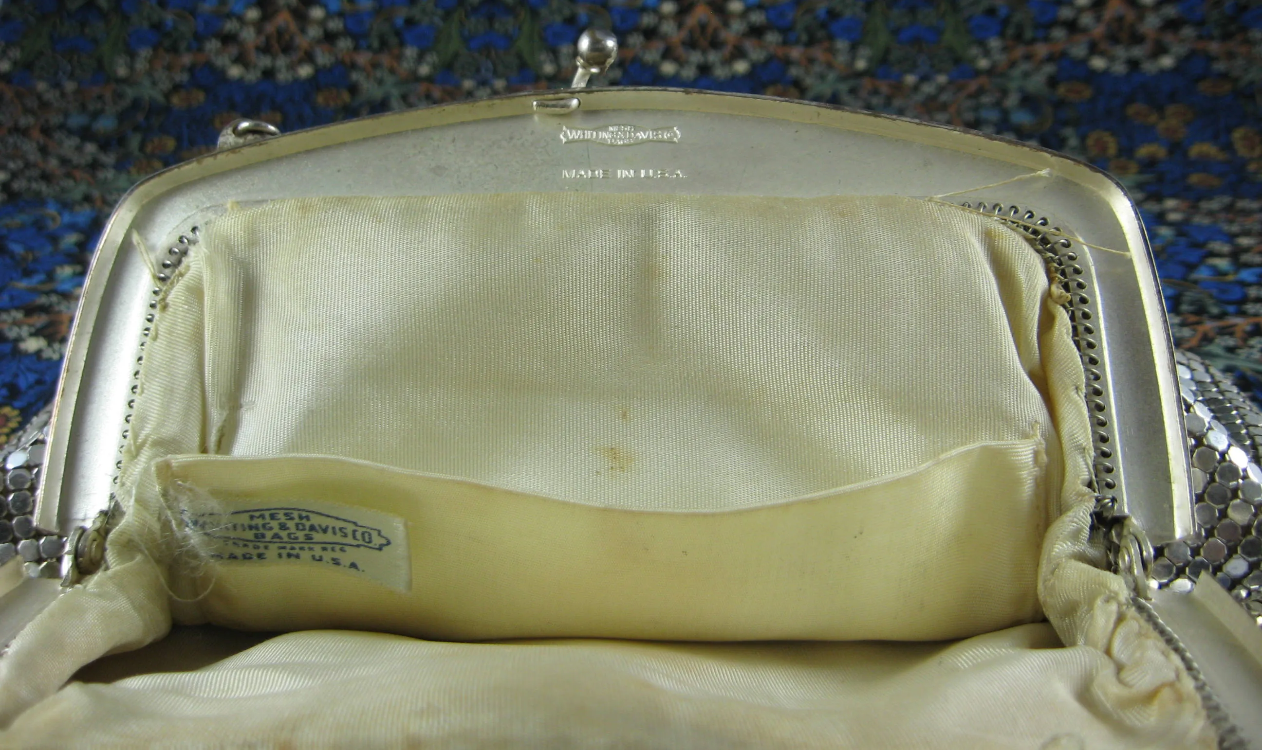 Whiting Davis Silver Mesh Purse Handbag 1940s Art Deco Evening Bag Elegant